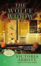 The Wolfe Widow (A Book Collector Mystery) by Victoria Abbott Paperback Book